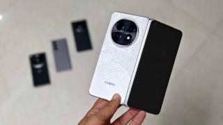 OPPO Find N6 are o cutie doldora de accesorii magnetice: unboxing foto ajuns pe web