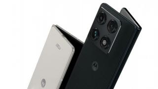 MWC 2026: Motorola RAZR Fold acum în Europa! Se vinde cu 1999 euro, aduce baterie de 6000 mAh și procesor Snapdragon 8 Gen 5