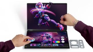 Lenovo Yoga Book Pro 3D prezentat la MWC 2026; Stație mobilă pentru artă 3D, cu ecrane Tandem OLED