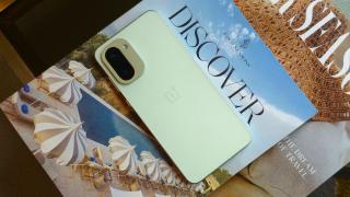 OnePlus 15T ar putea fi lansat curând; baterie de 7.500 mAh, ecran de 165 Hz și Snapdragon 8 Elite Gen 5