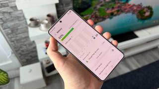Samsung Galaxy S26: Singurul smartphone din serie cu upgrade de mAh, cum se descurcă bateria sa la teste?