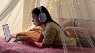 Turul Magazinelor #1574: MacBook Neo acum în stoc, tabletă 5G ieftină şi TV OLED LG sub 4000 lei