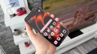 Xiaomi 17 Ultra: Display calibrat PRO, pentru a consuma capturile camerei monstru din spate
