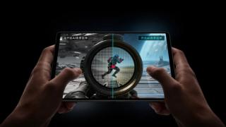 Noua tabletă Lenovo Legion Y700 (2026) pune la bătaie un ecran de 165Hz pentru gaming și procesor Snapdragon 8 Elite Gen5, 24 GB RAM