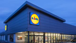 Tehnologie la raft: LIDL aduce în România panouri fotovoltaice și gadgeturi pentru locuință, acum ușor de rezervat din aplicația mobilă