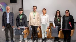ASUS dă premii elevilor de liceu: cine a câştigat concursul ASUS Learn and Compete 2026