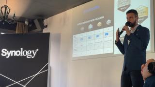 Synology își mută strategia spre enterprise; storage distribuit, all-flash și AI pentru supraveghere