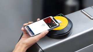 Plăți fără PIN sau Face ID: Cât de periculoasă este noua vulnerabilitate Apple Pay? (Video)