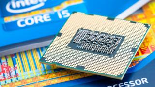 În lipsa stocurilor și pe fondul cererii record, Intel găsește o nouă sursă de profit din procesoare considerate anterior neutilizabile