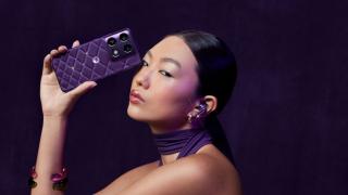 Motorola Signature primește o ediție Brilliant Collection, cu un mov orbitor și cristale Swarovski