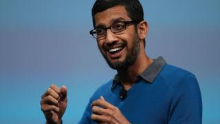 Google urcă puternic pe bursă; Alphabet ajunge aproape de titlul de cea mai valoroasă companie din lume