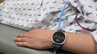 Samsung Galaxy Watch va putea anticipa leșinurile, premieră globală în sănătate