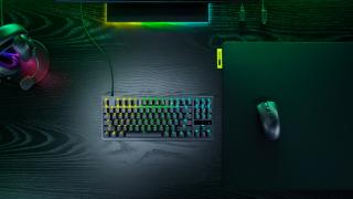 RAZER anunță Huntsman V3 Tenkeyless 8KHz, tastatura esports cu switch-uri optice analogice, HyperPolling 8000Hz