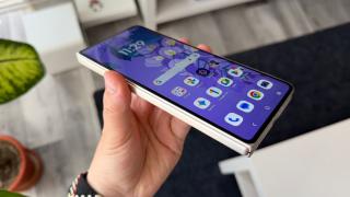 Motorola RAZR Fold: Hardware de Moto Signature, cu aportul unui ecran pliabil mare de tot