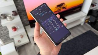 Motorola RAZR Fold: Conectivitate cu WiFi 7, 5G și UWB pentru localizarea stylus-ului sau deblocat mașina