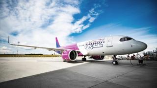 Wizz Air aduce internet prin Starlink în avioane - pasagerii vor putea accesa nestingheriți internetul din 2027