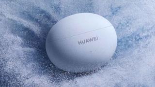 Huawei se apucă de căşti de gaming, branduite tot FreeBuds