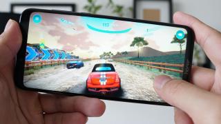 Honor pregătește un telefon cu ecran uriaș de 7 inci și refresh de 185 Hz; iată ce se zvonește