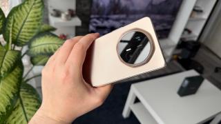 Honor Magic V6: Camera de pliabil fold pe care o vrei în buzunarul tău, la muncă și în vacanțe