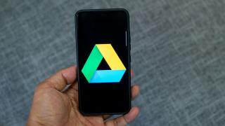 În sfârșit! Android primește o funcție pe care utilizatorii o cereau de ani buni, iar Google schimbă și backup-ul mesajelor