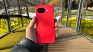 Dacă ai un Google Pixel, n-ar strica să verifici update-urile: actualizarea din august repară o vulnerabilitate serioasă