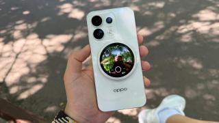OPPO testează o cameră selfie cu senzor pătrat (1:1) de 68 mpx, ar putea veni pe Reno18 Pro