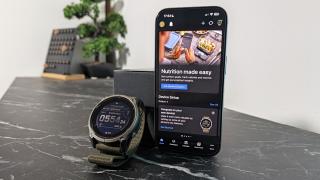 Unboxing Garmin Enduro 4: Smartwatch-ul pentru aventurieri a ajuns la test! Primele impresii, design și configurare