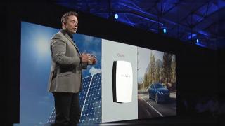 Tesla lansează Powerwall, bateria pentru domiciliu care va schimbă istoria alimentării cu energie