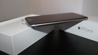 Apple ar putea livra 50 milioane de iPhone-uri în trimestrul numărul 2