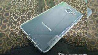 Noi fotografii cu Samsung Galaxy Note 5 ajung pe web; telefonul adoptă un spate cu sticlă curbată spre marginile laterale, vine fără USB Type-C