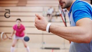 Sony anunţă noua generaţie de brăţară fitness SmartBand 2, cu senzor inteligent pentru puls