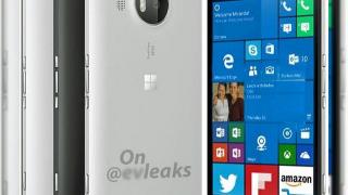 Microsoft Lumia 950XL se afișează într-o imagine pentru presă; telefonul vine cu bliț triplu și buton dedicat pentru camera foto