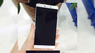 Elephone P9000 Lite se lasă admirat într-un clip hands-on; vine cu Android 6.0 din fabrică