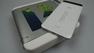 Huawei Nexus 6P Unboxing: cel mai arătos telefon Nexus din ultimii ani scos din cutie (Video)