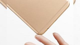 Prețurile lui Oppo R9 și R9 Plus, confirmate acum și de către panourile publicitare plasate în fața magazinelor