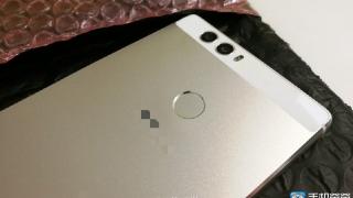 Huawei P9 apare în noi fotografii cu doar câteva săptămâni înainte de lansarea oficială