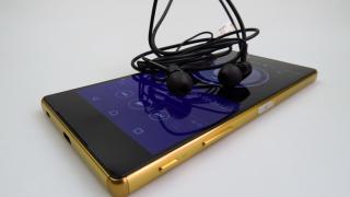 Sony Xperia Z5 Premium, vine cu difuzoare frontale stereo, dar putere a volumului sub așteptări