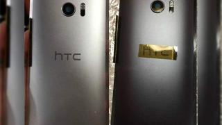 Varianta de culoare neagră a lui HTC 10 se afișează într-o nouă fotografie, pe măsură ce data de lansare se apropie