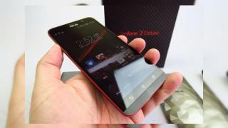 ASUS ZenFone 2 Deluxe Special Edition Unboxing: fashion phone inspirat de supermașini, vine cu dotări atractive (Video)