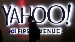 Daily Mail ar putea cumpăra Yahoo; Termenul limită pentru licitaţie e peste o săptămână, iar Verizon si Google s-ar putea implica