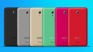 Alcatel Pixi 4 (6) este un phablet de 6 inch ce costă doar 613 lei la MarketOnline.ro; vine cu dotări entry-level și rulează Android 6.0