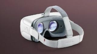 Huawei lansează oficial un headset VR: Huawei VR vine cu sunet 3D şi suport pentru modelele P9 şi Mate 8