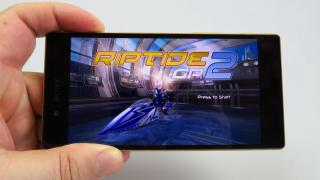 Sony Xperia Z5, temperatura este peste limita de încălzire, dar nu exagerat