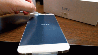 LeTV 1S unboxing: primul contact cu un produs al unei companii în ascensiune, LeTV/LeEco (Video)