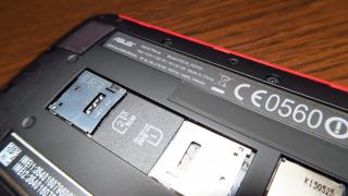 ASUS ZenFone 2 Deluxe Special Edition: Baterie bunicică, dar se putea mai longevivă de atât