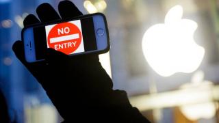 FBI ar fi plătit peste 1 milion de dolari hackerilor care au deblocat iPhone-ul teroriştilor din San Bernardino