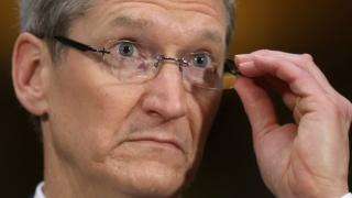 Apple anunţă prima sa scădere de vânzări iPhone şi primul picaj de venituri din ultimii 13 ani