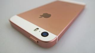 iPhone SE: Camera lui iPhone 6S vine cu filmare excelentă, nu doboară recorduri