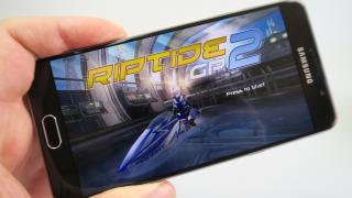 Samsung Galaxy A5 (2016): Benchmark-uri bunicele în zona midrange, foarte aproape de Galaxy A7 (2016)