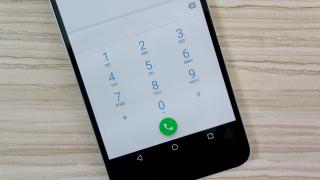 Aplicaţia oficială Google Phone disponibilă acum şi pe alte modele Android; Un nou dialer pentru fanii Android!